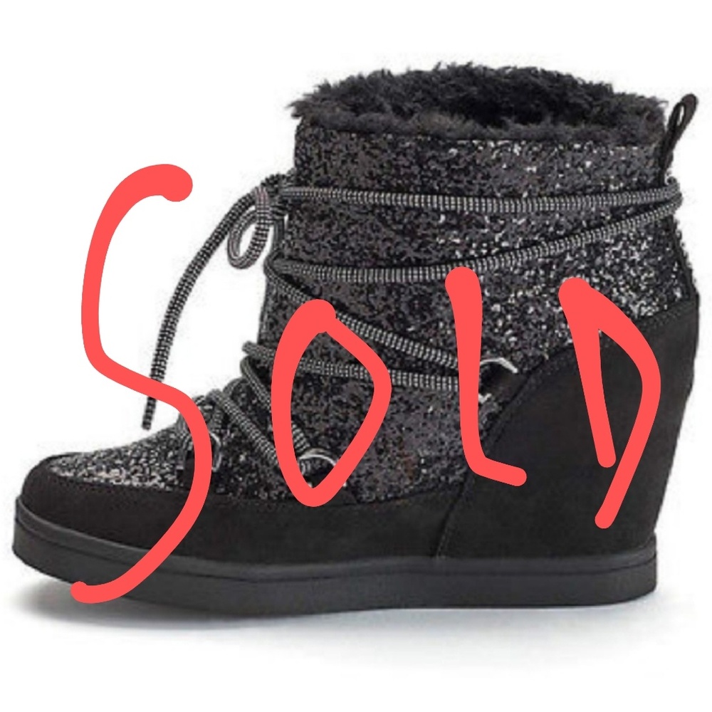 NIB JUICY COUTURE WEDGE ANKLE BOOTS SIZE 7.5